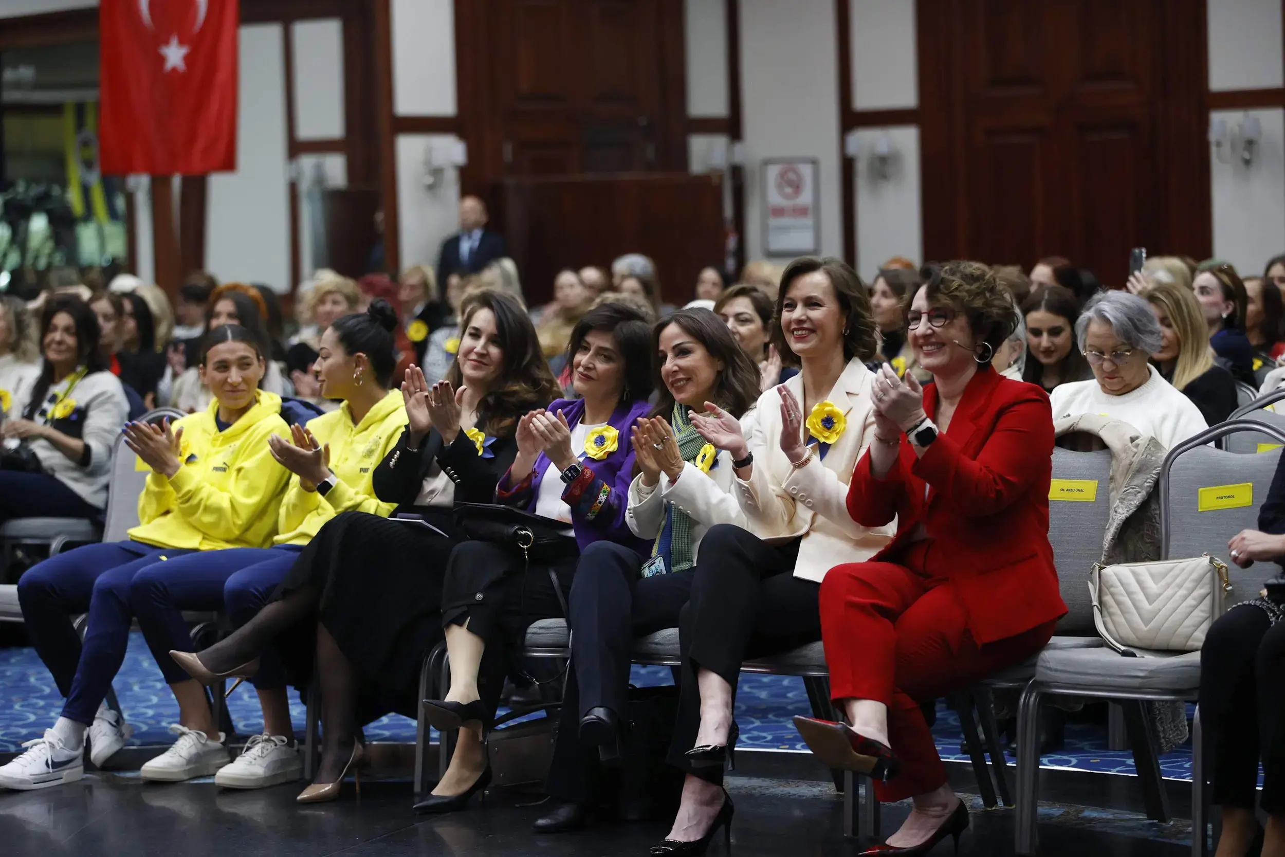 Fenerbahçe Sports Club organizes special event to mark International Women's Day in partnership with HeForShe Türkiye. Photo: UN Women